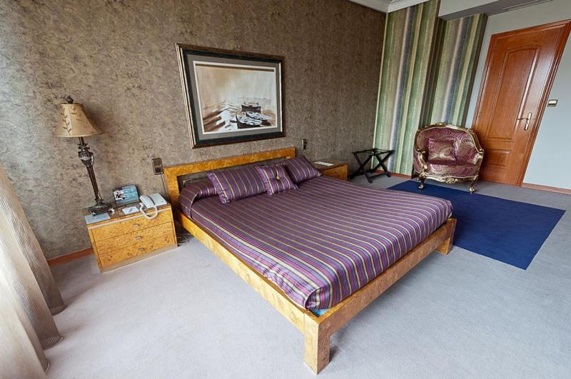 Hotel Ciudad De Βίγκο Εξωτερικό φωτογραφία