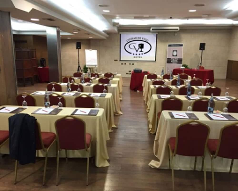 Hotel Ciudad De Βίγκο Εξωτερικό φωτογραφία