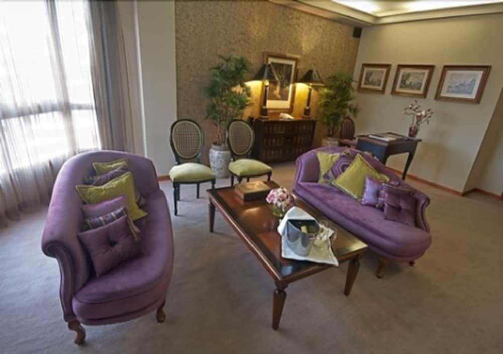 Hotel Ciudad De Βίγκο Εξωτερικό φωτογραφία