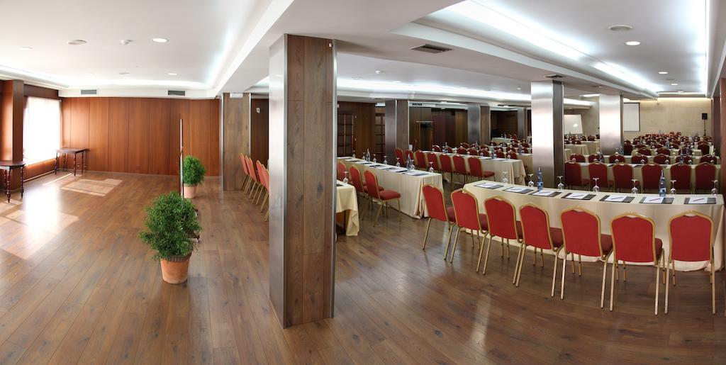 Hotel Ciudad De Βίγκο Εξωτερικό φωτογραφία
